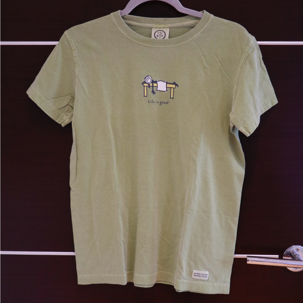 Green Life Is Good T-shirt (S)